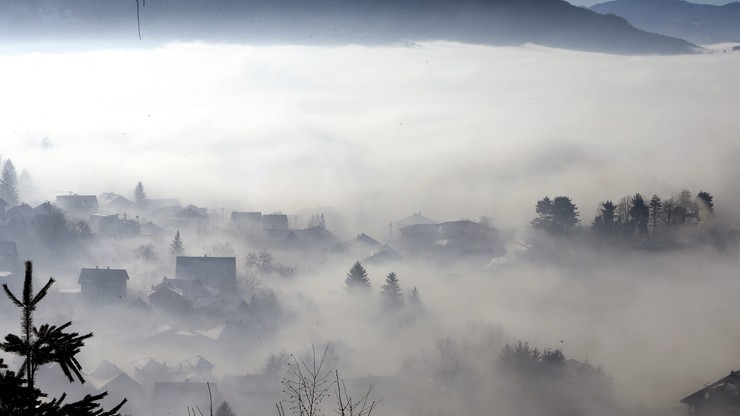 Sarajewo utonęło we mgle i w smogu