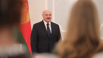 Prezydent Białorusi zorganizował i zagrał w turnieju hokeja na lodzie