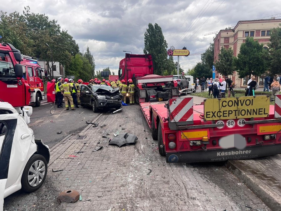 W karambolu wzięło udział 11 aut