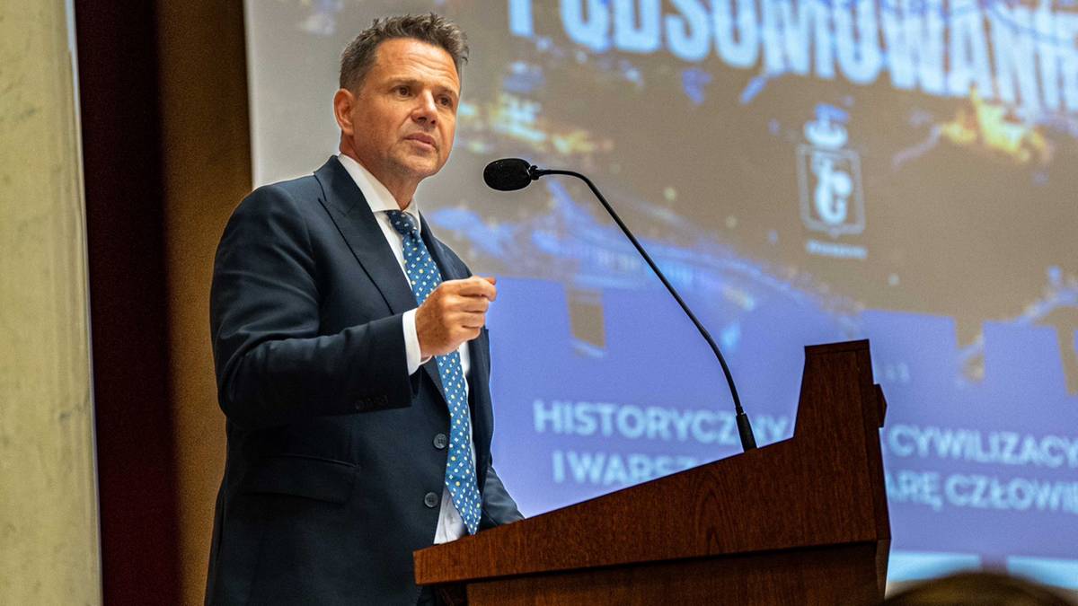 Nocne głosowanie w Warszawie. Radni zdecydowali ws. Trzaskowskiego