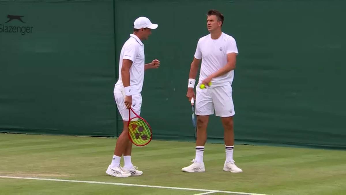 Drzewiecki and Majchrzak exit Wimbledon doubles in round one after three-set battle