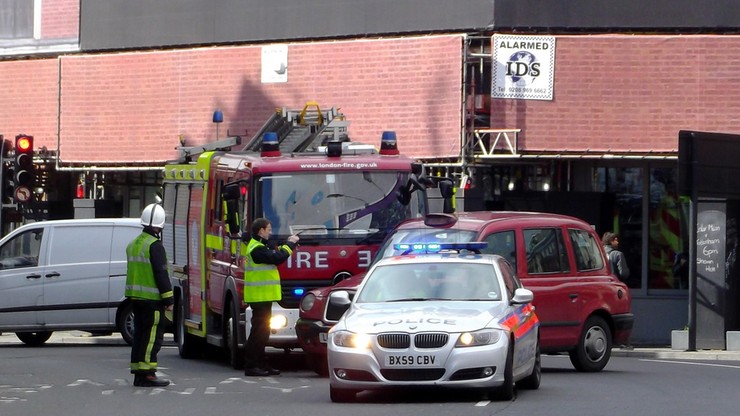 Atak z użyciem niebezpiecznej substancji w Londynie. Ucierpiało sześć osób