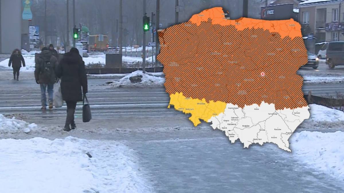 Mapa Polski z zaznaczonymi obszarami ostrzeżeń meteorologicznych IMGW na tle zimowego krajobrazu miejskiego.