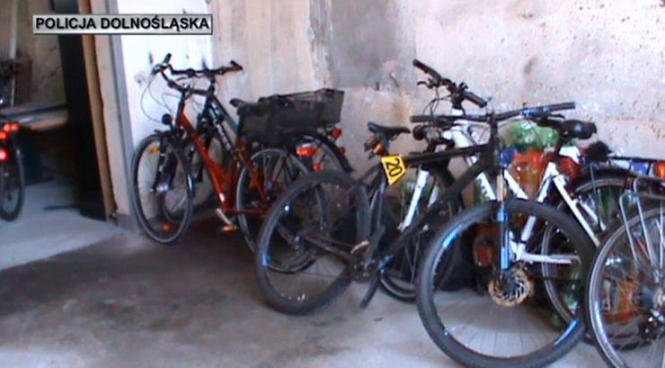 Ukradli rowery warte ponad milion złotych. Podejrzani to niemiecka rodzina i Polak