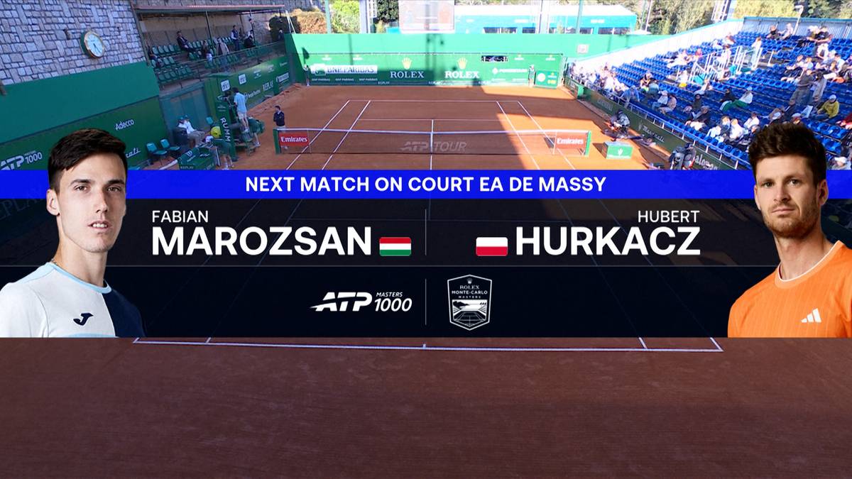 Zdjęcie dwóch tenisistów, Fabiana Maroszana po lewej i Huberta Hurkacza po prawej, na tle kortu tenisowego z widownią. Poniżej ich wizerunków znajduje się plansza z napisem "NEXT MATCH ON COURT EA DE MASSY", nazwiskami zawodników "FABIAN MAROSZAN" i "HUBERT HURKACZ", flagami Węgier i Polski oraz logotypami ATP 1000 i turnieju.