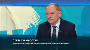 Portret mężczyzny w garniturze, z podpisem "Czesław Mroczek, Wiceminister Spraw Wewnętrznych i Administracji, Koalicja Obywatelska".