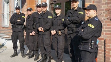 Policjanci będą nosić kamery na mundurach. Jesienią ruszą testy