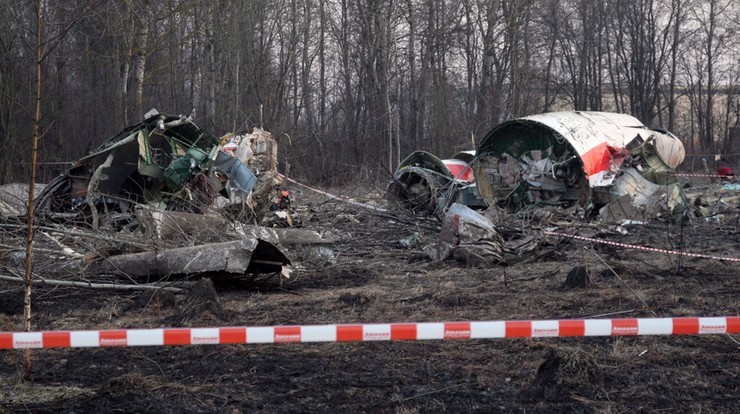 Zarzuty wobec oficerów, którzy wyznaczyli załogę lotu do Smoleńska 10 kwietnia 2010 r. umorzone
