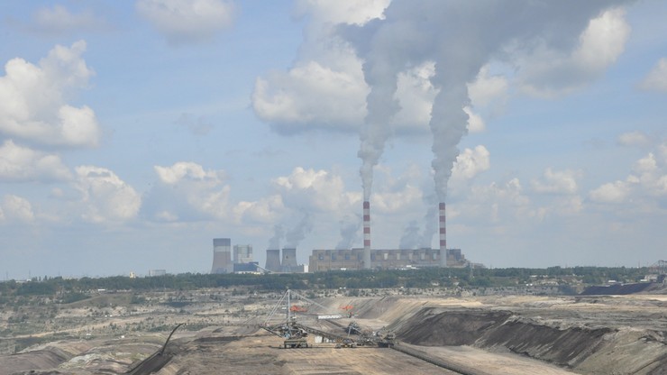 ClientEarth w pozwie sądowym domaga się zaprzestania do 2035 r. emisji CO2 z Bełchatowa