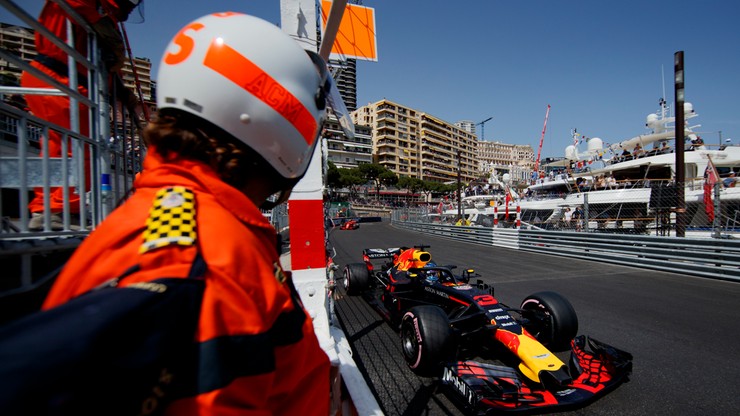 Formuła 1: Ricciardo z pole position w Monte Carlo