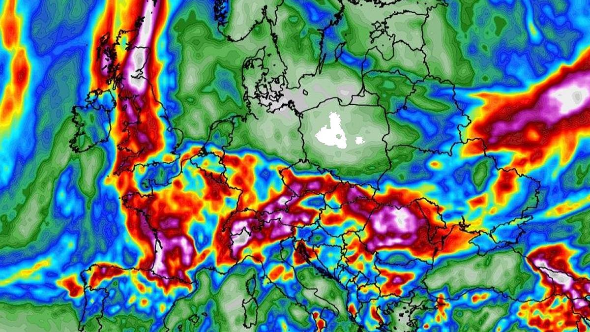 Polska białą plamą na mapie Europy. Fot. Wxcharts.com