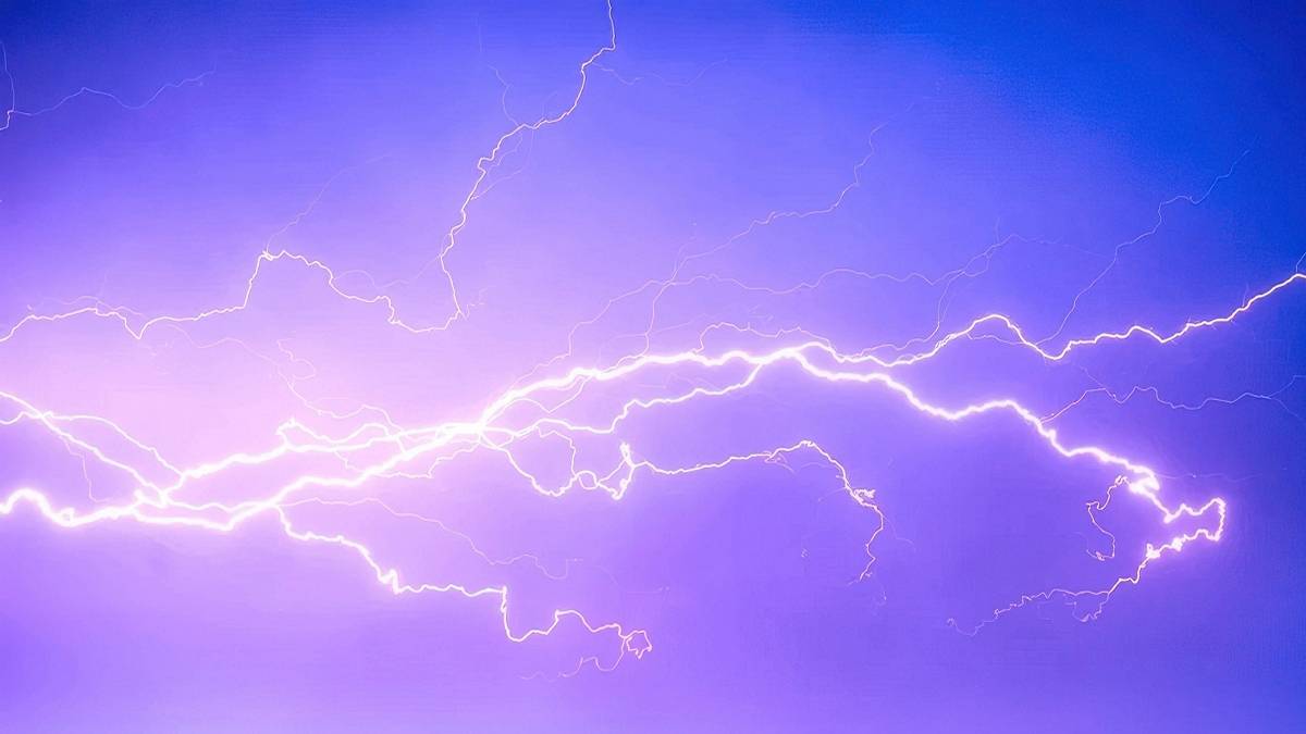 Pioruny potrafią czynić cuda. Fot. Pixabay.