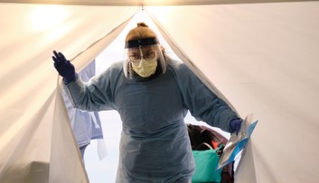 Chiny przekażą Polsce 10 tys. testów na koronawirusa, okrycia, maseczki