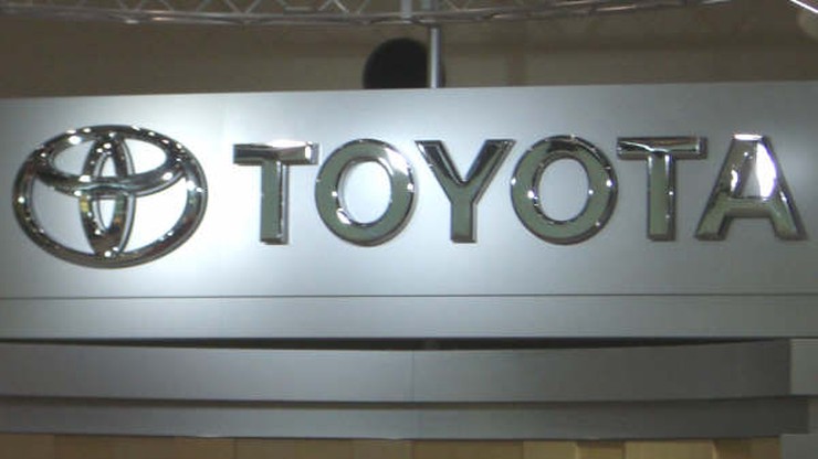 Toyota wznawia produkcję we wszystkich fabrykach w Japonii