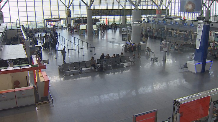 Lotnisko Warszawa-Modlin obsłużyło prawie 300 tys. pasażerów w lipcu