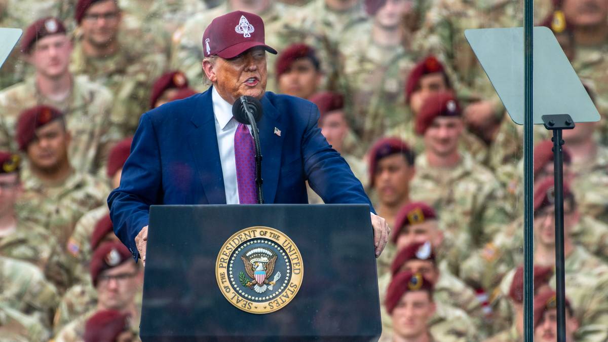 "Odpowiemy z niespotykaną siłą". Trump reaguje na groźby Iranu