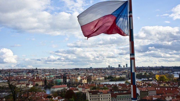 W Czechach mniejsze poparcie dla UE niż na Słowacji i Węgrzech