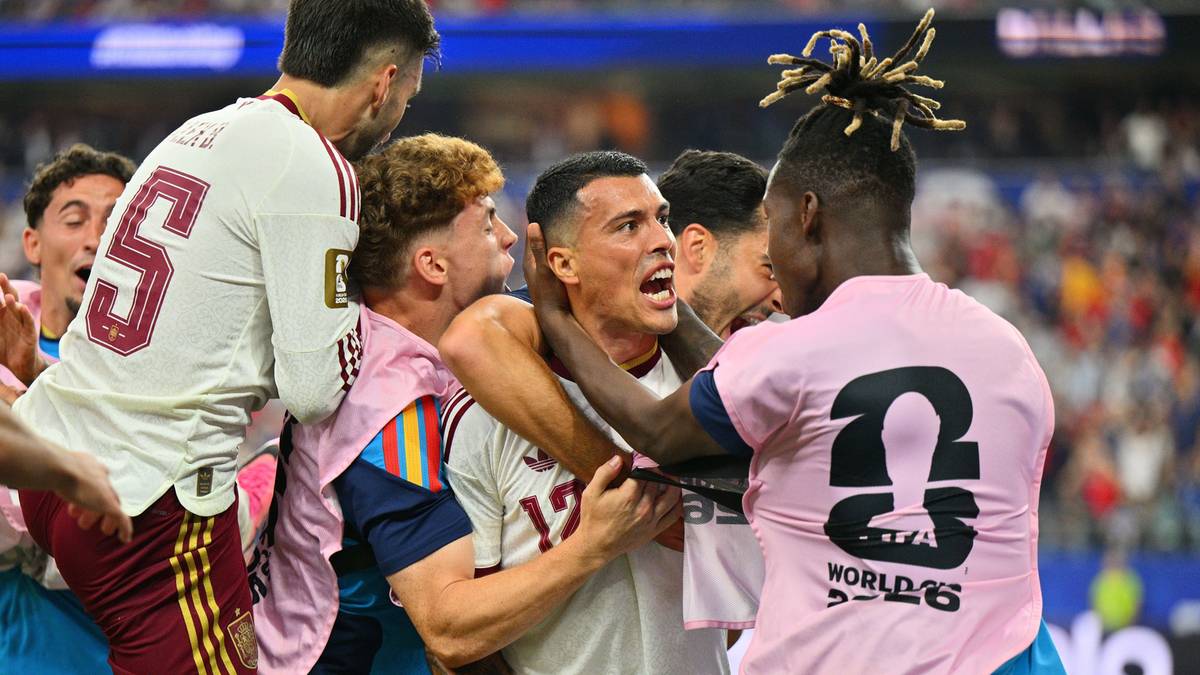 Spain reach World Cup final with 2-0 win over France