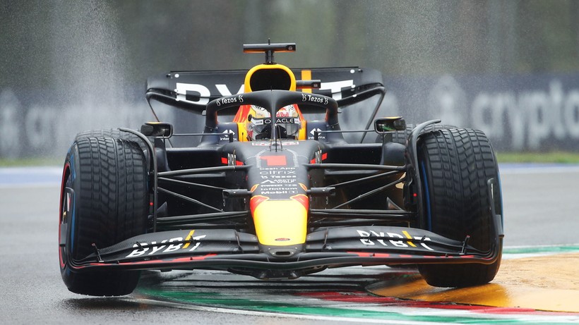 GP Emilii-Romanii: Max Verstappen wygrał kwalifikacje do sprintu