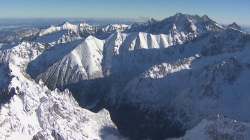 Trzeci stopień zagrożenia lawinowego w Tatrach. Ratownicy odradzają wypraw w góry 