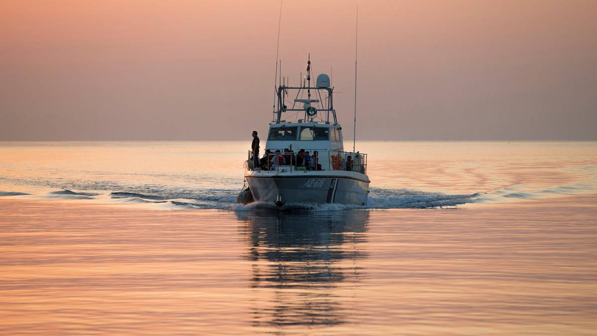 Tragedia na Morzu Śródziemnym. Migranci wypadli z motorówki, nie żyje kilkanaście osób