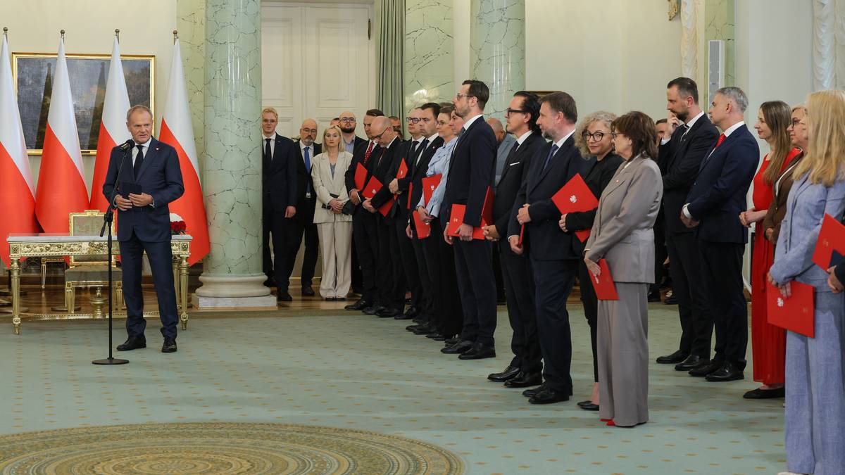 Zmiany w Radzie Ministrów. Andrzej Duda wręczył nominacje