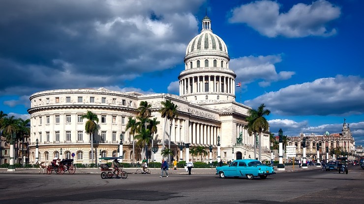 Administracja Trumpa zaostrza sankcje wobec Kuby. "Ograniczanie korzyści"
