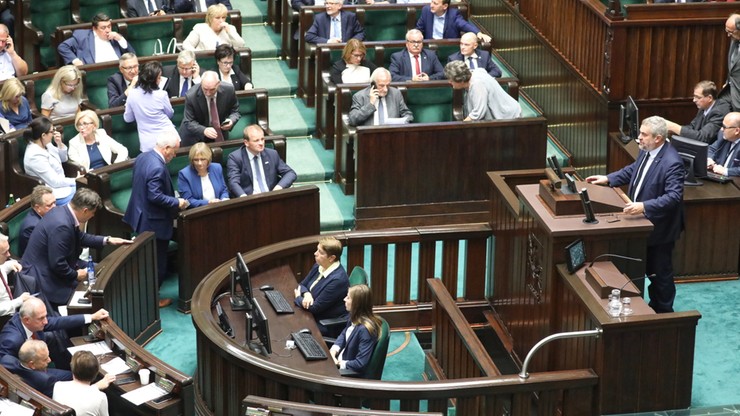 Sejm zdecydował, że kradzież od 500 zł będzie przestępstwem, a mandat można zapłacić później