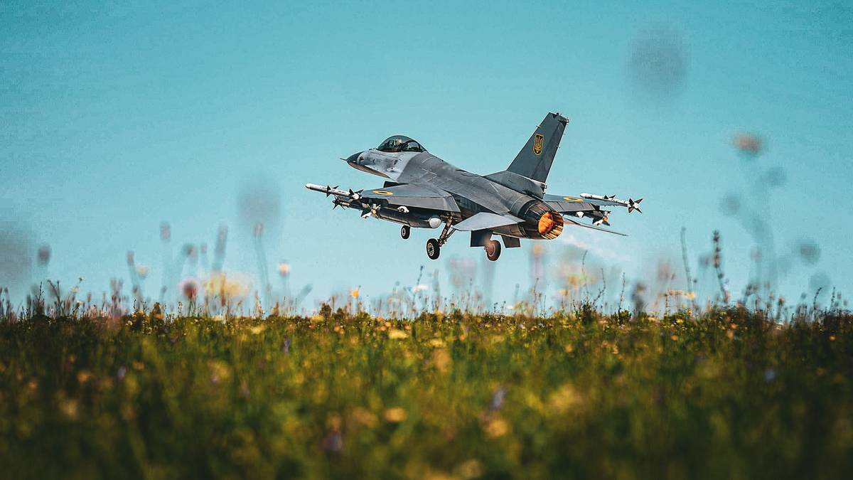 "Czas zacząć polowanie". Ukraińskie F-16 wzbiły się w powietrze