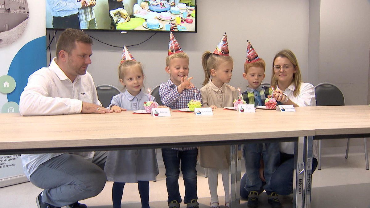 Szczecin: Szpital świętuje piąte urodziny czworaczków