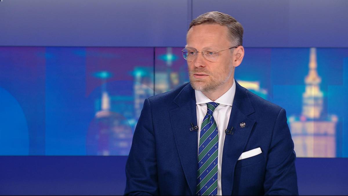 Ludzie Malarza na posiedzeniu RBN? "Demokratyczny wybór smerfów"
