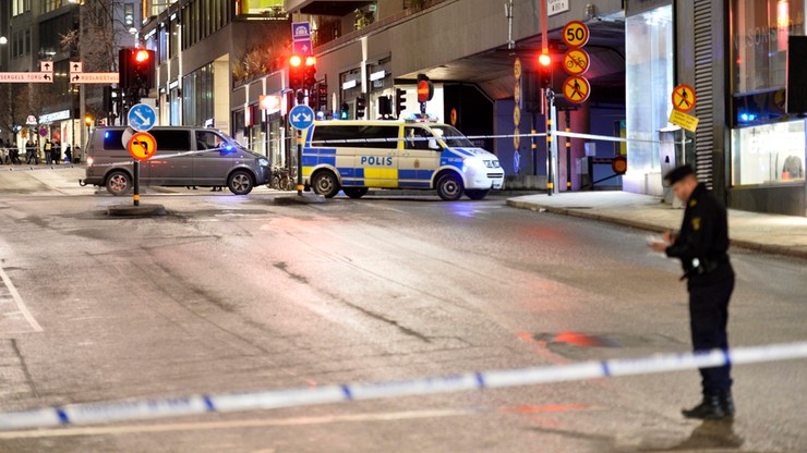 Eksplozja w Sztokholmie. Ludzie w panice uciekali z centrum handlowego