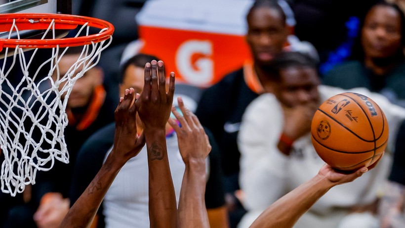 NBA: 12 punktów Jeremy'ego Sochana, Spurs wygrali w Houston
