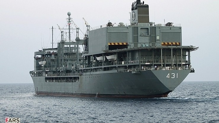Zatonął największy okręt marynarki wojennej Iranu