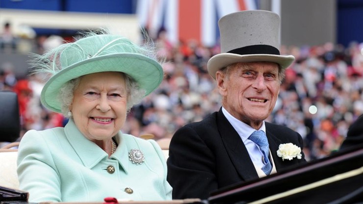 Królowa Elżbieta i książę Filip zaszczepieni przeciwko COVID-19