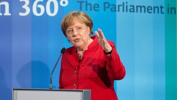 "Grecy są tacy, Niemcy owacy, a Włosi jeszcze inni. Wkraczamy na drogę stereotypów" - Merkel ostrzega
