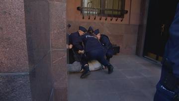 Protest przed siedzibą MSZ. Interweniowała policja