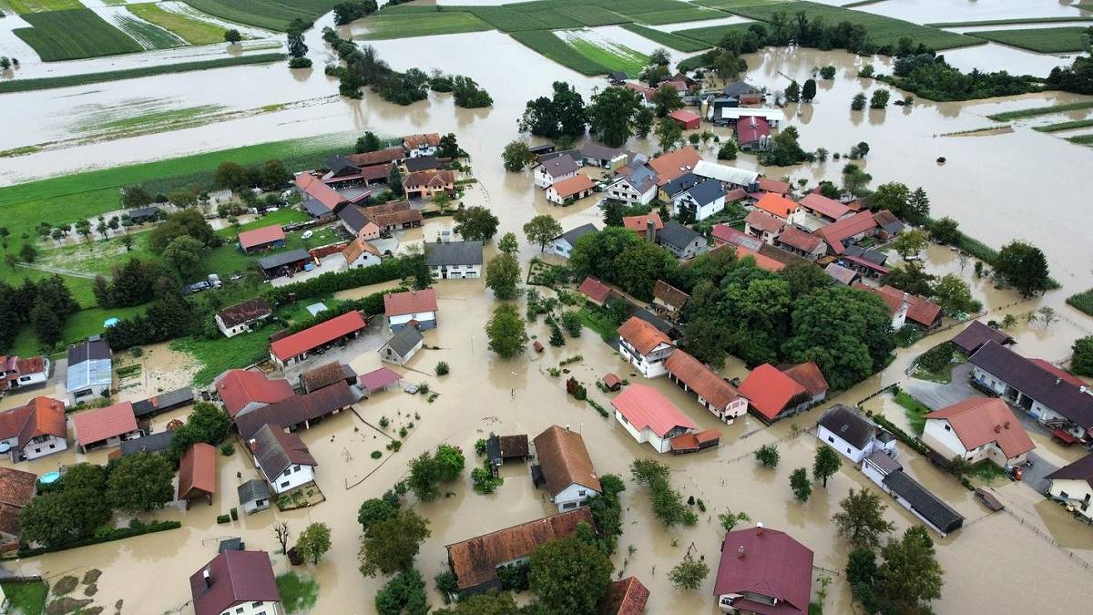 Powódź nawiedziła Słowenię. Fot. Twitter / Sašo Ornik.