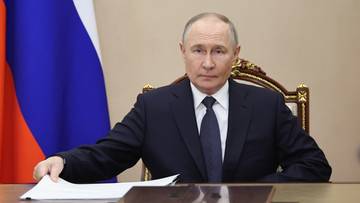 Władimir Putin jest gotowy na spotkanie z Wołodymyrem Zełenskim - wynika z sobotniego komunikatu Kremla. Rosyjski prz