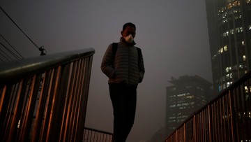 Drugi w historii czerwony alert smogowy w Pekinie