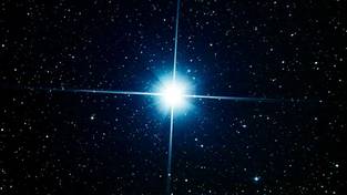 17.12.2023 05:58 Tajemnicza gwiazda pojawiła się o świcie na wschodnim niebie. Wiemy, co to jest