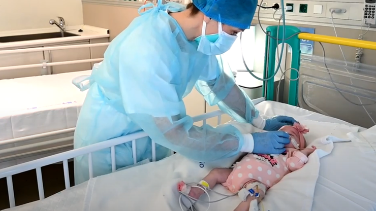 Lekarze z Madrytu przeszczepili serce niemowlęciu. "Organ od dawcy z inną grupą krwi"