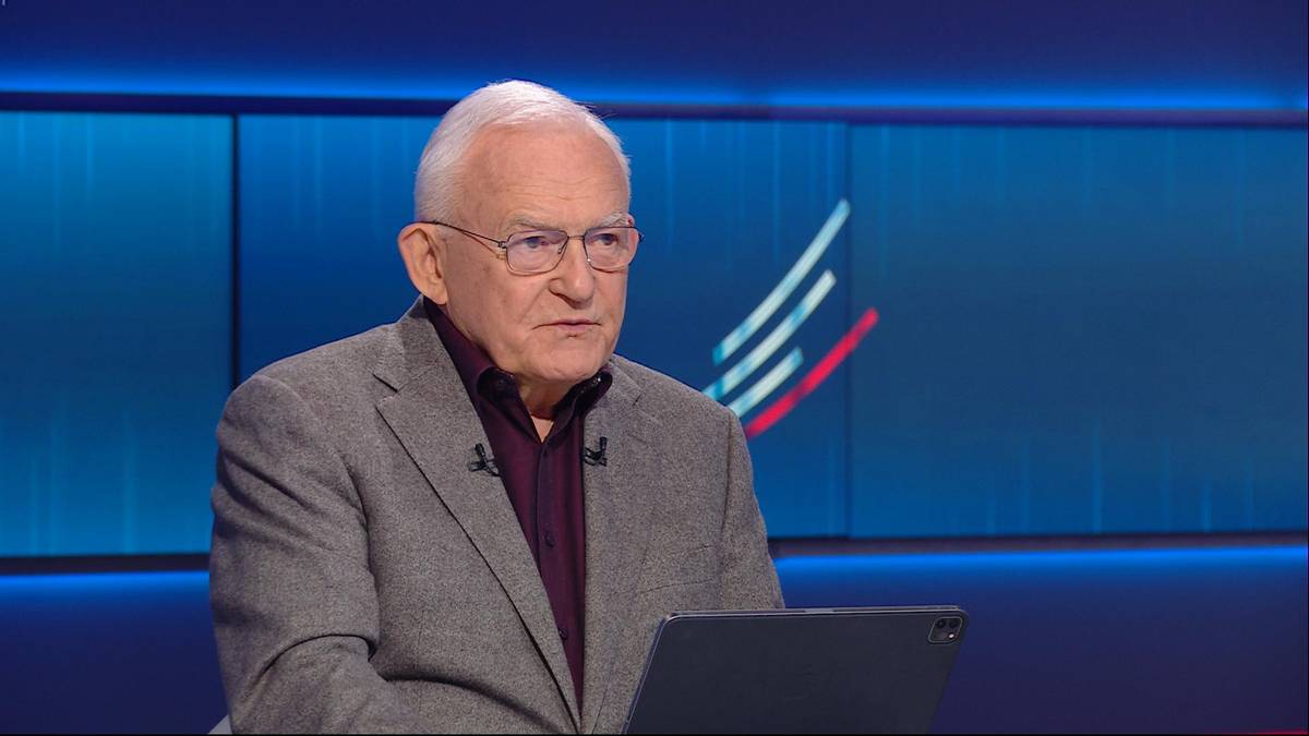 "Nareszcie". Leszek Miller chwali inicjatywę Karola Nawrockiego