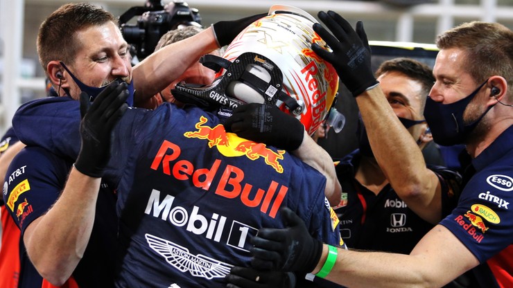 Media: Sergio Perez w Red Bull Racing