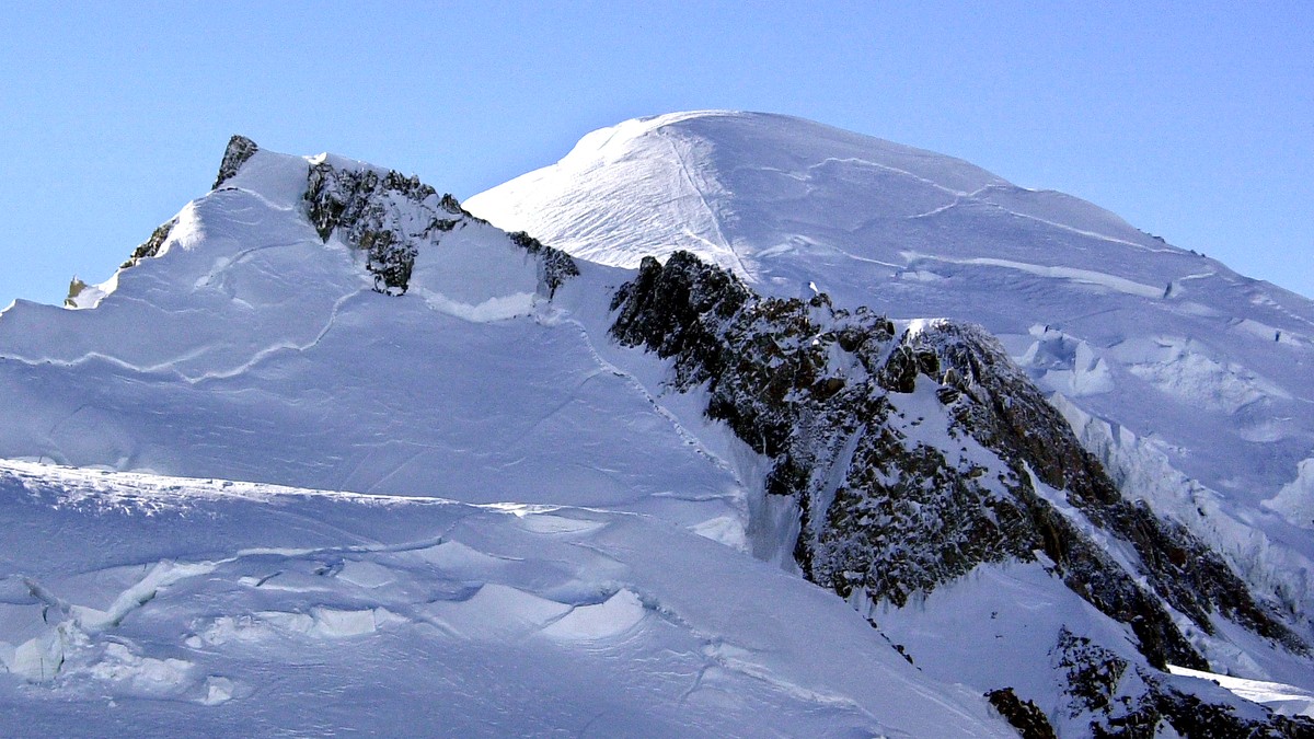 France.  Avalanche sur le Mont Blanc.  Des skieurs sont morts