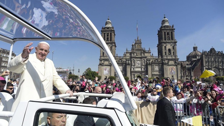 Meksyk: tłumy na ulicach witały papieża Franciszka