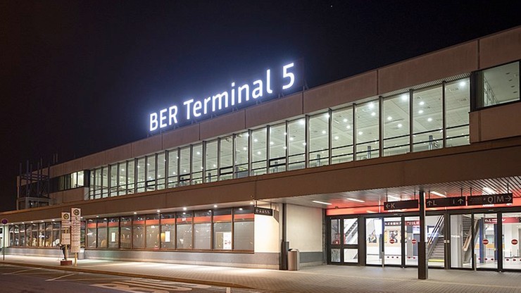 60 przypadków porażenia prądem na nowym lotnisku w Berlinie