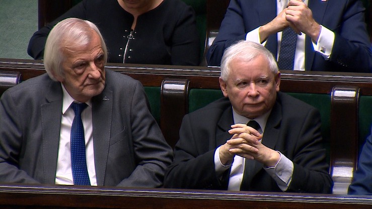 Kaczyński: nie ma relacji finansowych pomiędzy fundacją a partią