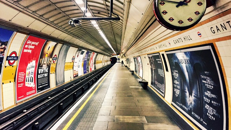 Burmistrz Londynu nie chce "idealnych ciał" na billboardach w metrze