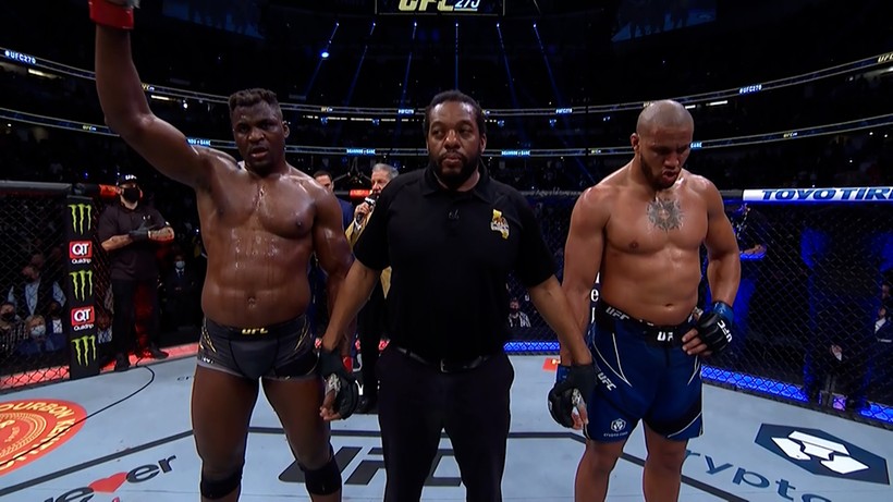 UFC 270: Francis Ngannou wciąż w formie! Kameruńczyk obronił pas